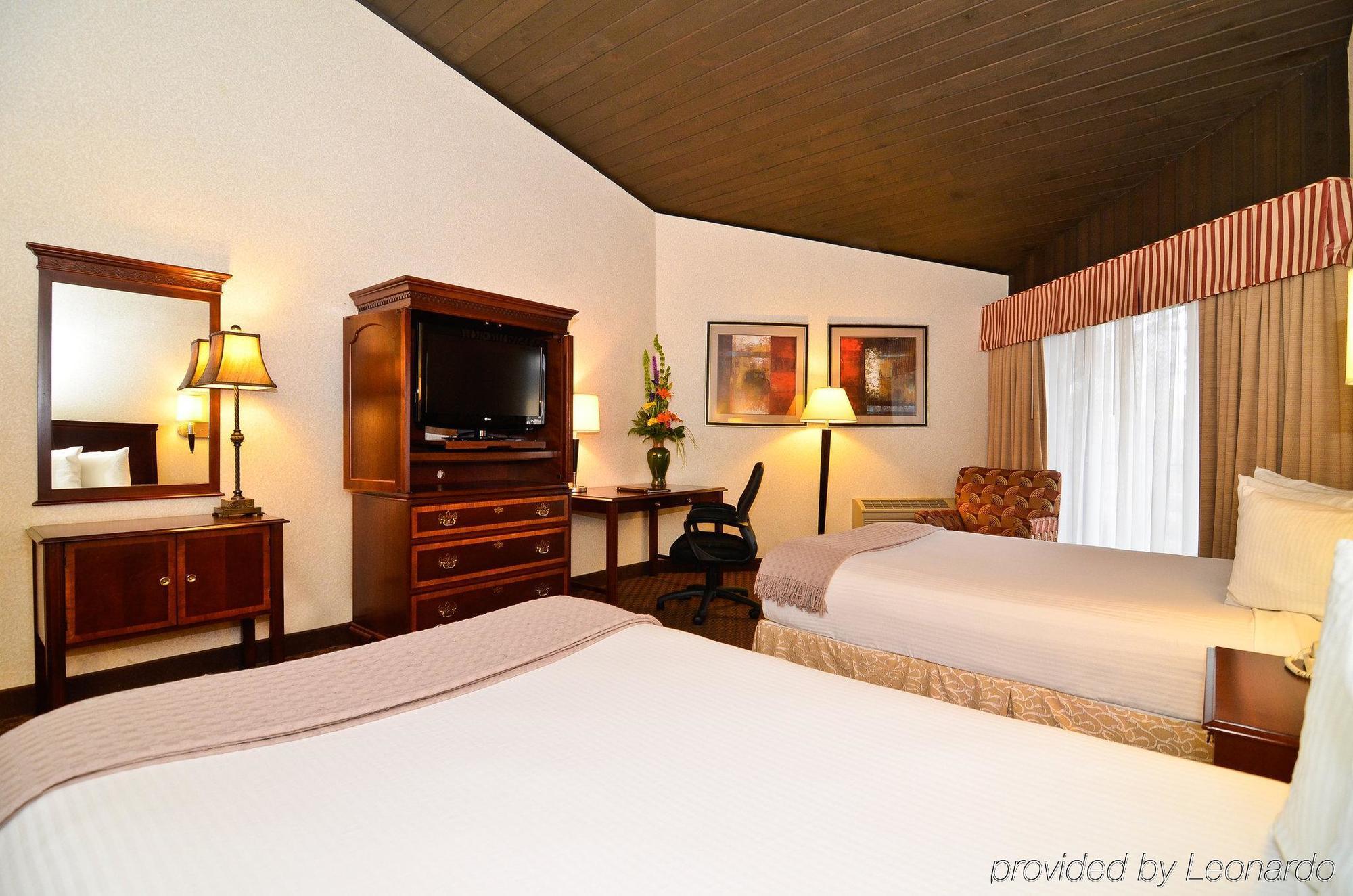 Clock Tower Resort And Conference Center - Rockford Phòng bức ảnh